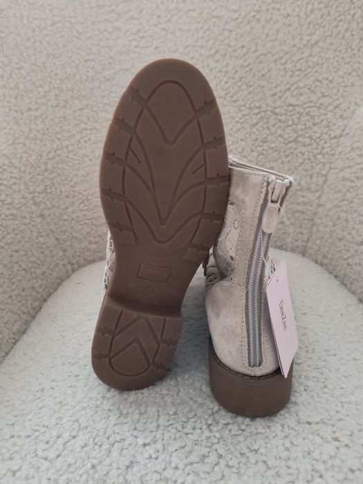 Nowe botki DeeZee r 38