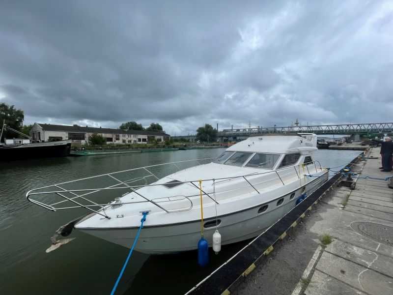 Łódź motorowa Princess 455