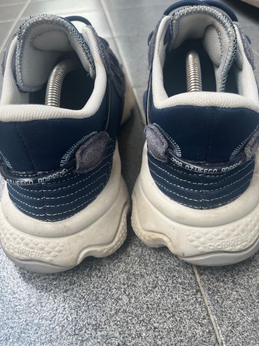 Sapatilhas Adidas ozweego