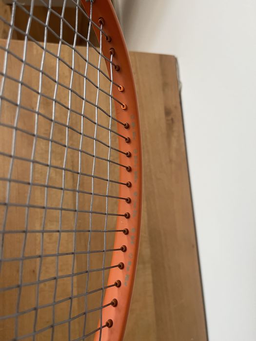 Wilson Blade 98 v9 16x19 r2 2 szt.