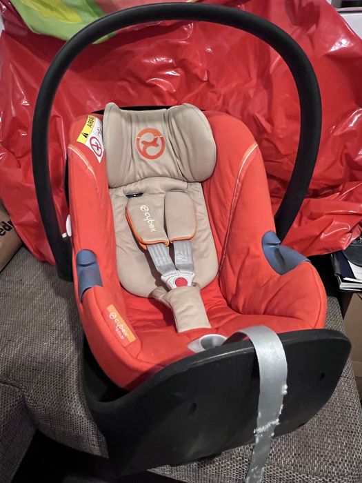 Cybex Baza M + gratis cybex GOLD Fotelik samochodowy Aton M