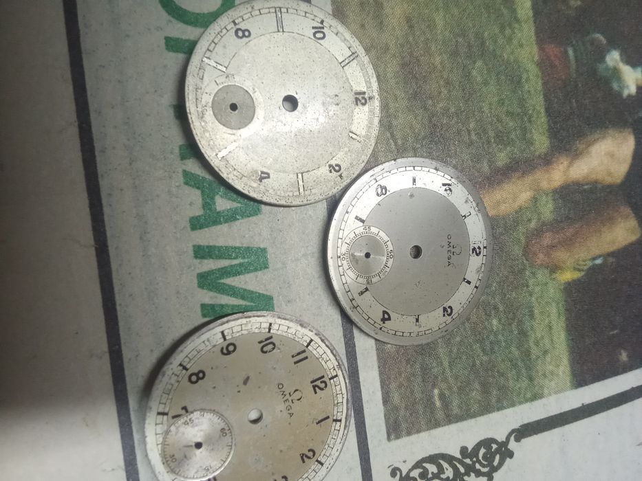 Quatro mostradores Omega. Raros .