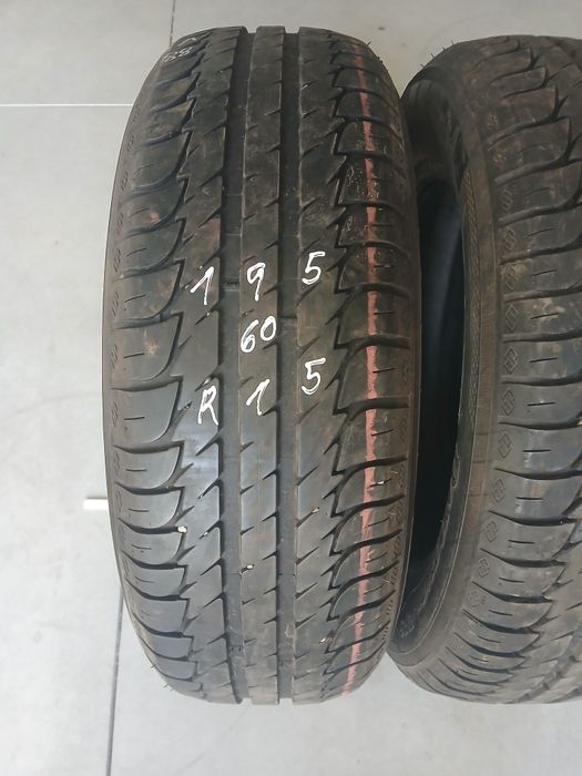 2 pneus 195 60 r15 Kleber