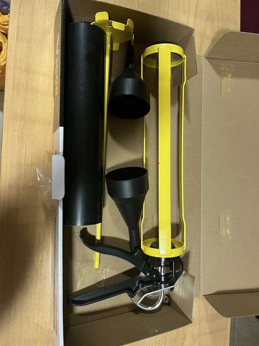 Pistola profissional silicone / massa 900ml Vigor (como nova)