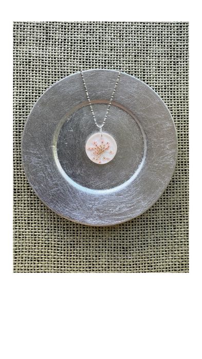 Zawieszka „fleur atomique” biżuteria handmade żywica srebro