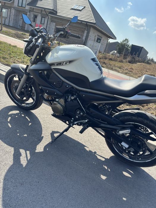 Yamaha XJ600N Dominator