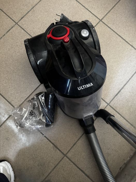 Пилосос без мішка DIRT DEVIL Ultima