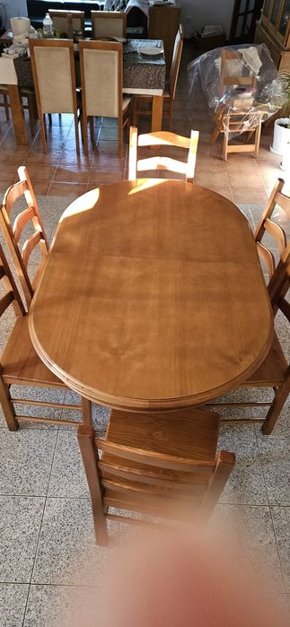 Mesa de Cozinha de Madeira