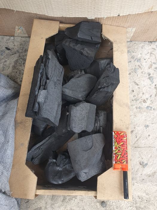 Уголь древ'яний для мангала крупний,вугіллямангал.барбекю древесный