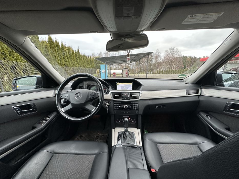 Mercedes-Benz W212 E250CGI Avantgarde(Benzyna) z automatyczną skrzynią