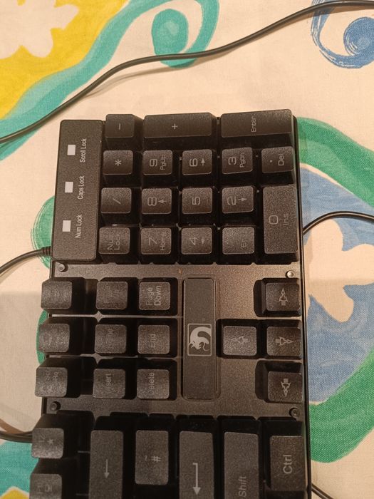 Vendo teclado temu