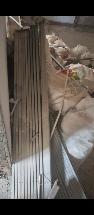 Faço vários tipos de limpeza entulho madeira armazém terreno casa obras sucata lixo