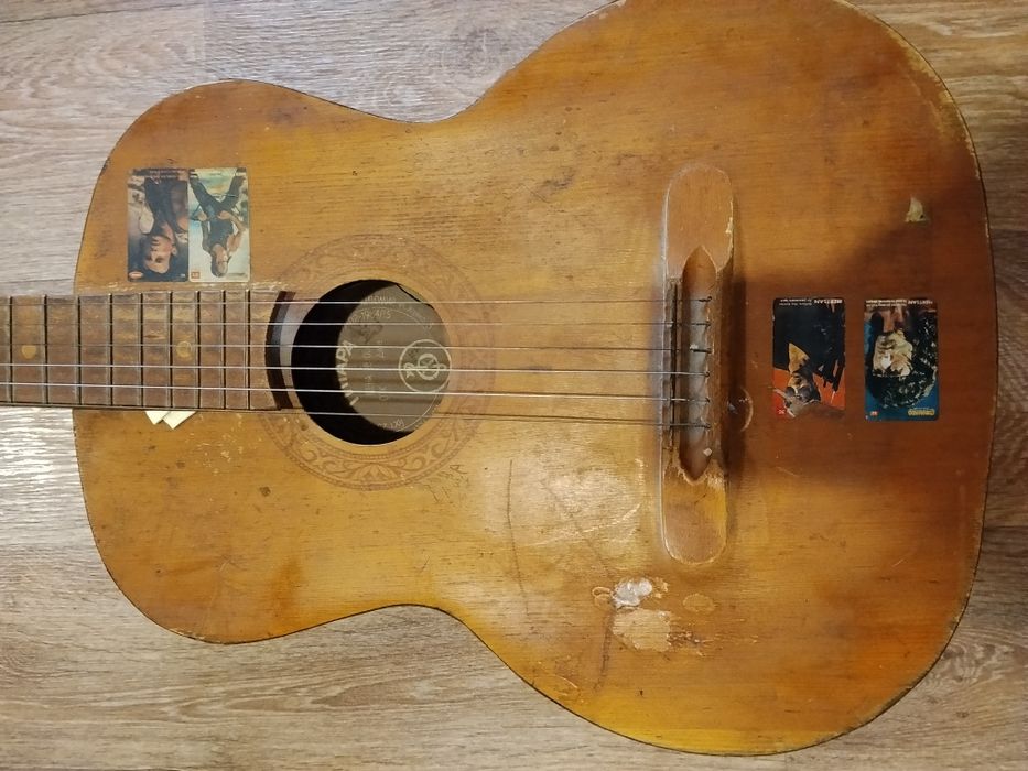 Гитара СССР.под ремонт.