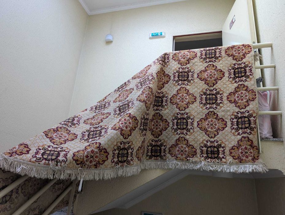 Tapete belga (modelo persa) excelente qualidade 280x300cm