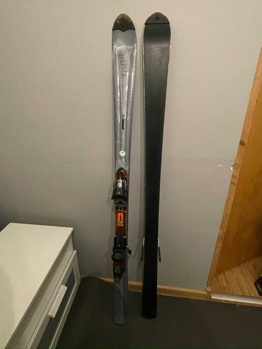 Narty Atomic Zone Carbon 160cm