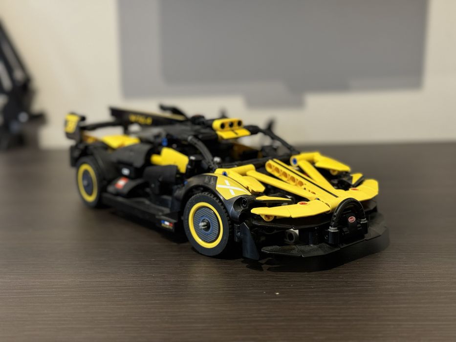 LEGO Technic klocki Bolid Bugatti 42151 + FORD GT