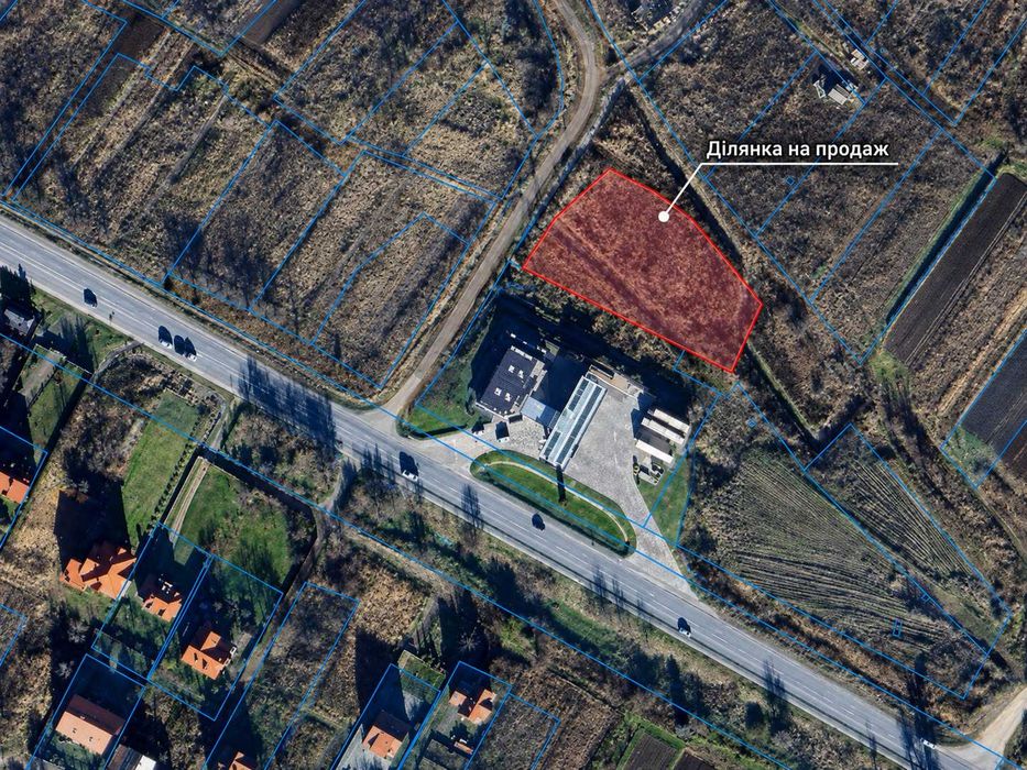 Продаж комерційної земельної ділянки  в передмісті Львова, в с.Давидів