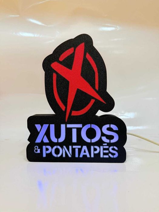 Luminária Xutos e Pontapés