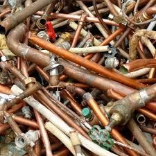 Faço recolha de sucatas e entulho ao domicílio