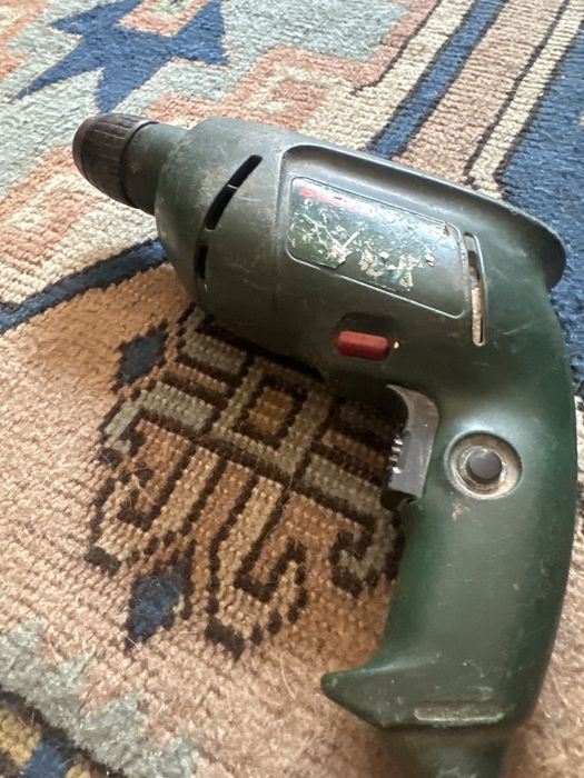 Bosch PSB 570 RE a funcionar prefeitamente