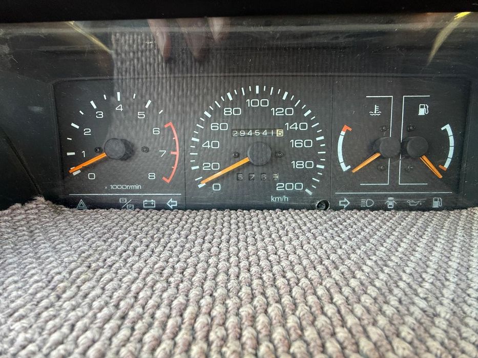 Продам Mitsubishi Colt 1984 p