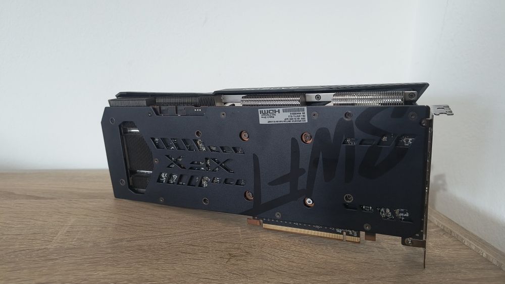 Placa gráfica AMD Radeon RX 6700xt 12gb
