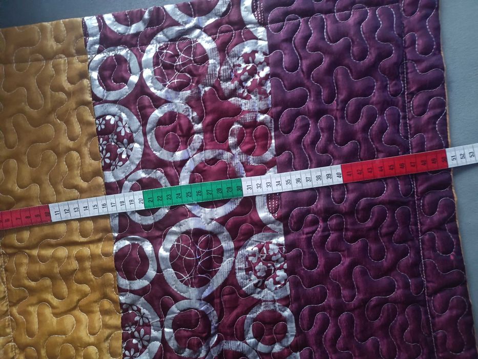 Narzuta satynowa 220/240 gratis dwie poszewki