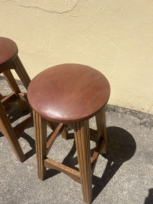 3 bancos de bar em madeira vintage