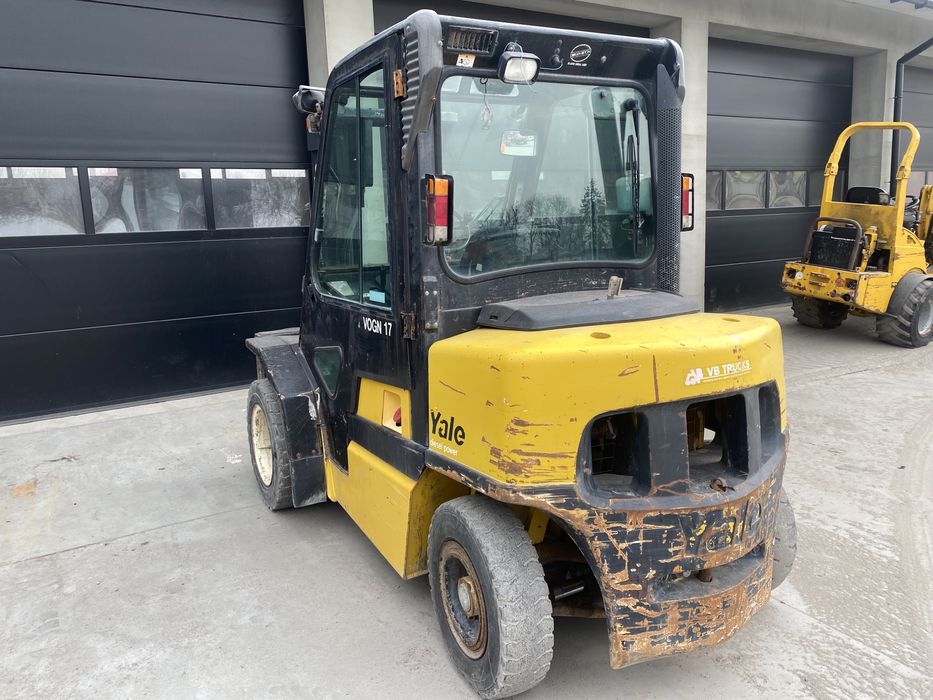 Wózek widlowy YALE GDP35 - 3,5 tony, Diesel, na blizniakach SUPER