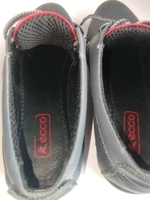 Майже нові Туфли екко ,кожна, оригинал 43р