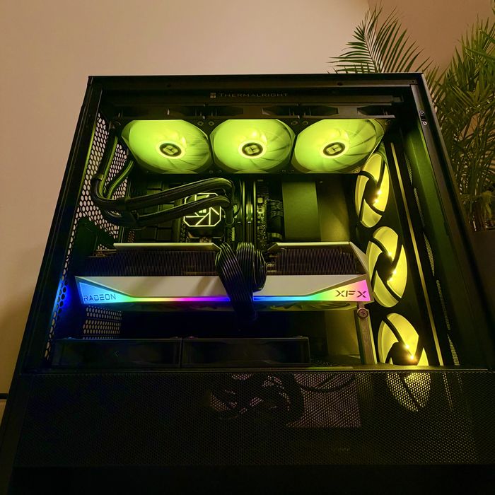 Komputer gamingowy RX9070XT | RYZEN 7 7800x3d | 32GB DDR5 | ARGB