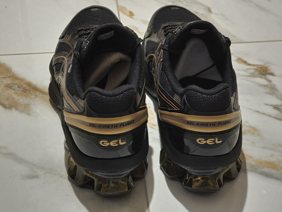 Оригінал 100% Кросівки Asics Gel-Kinetic Fluent   EURO 46.5