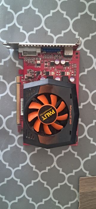 Відеокарта  NVIDIA GeForce 240 .512 мб