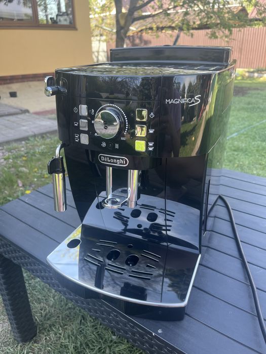 кавомашина Delonghi Magnifica S 2025рік 11 місяць