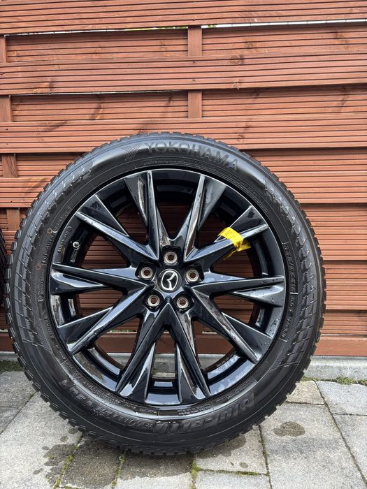 Orginalne Felgi do Mazdy CX5 z używanymi oponami zimowymi