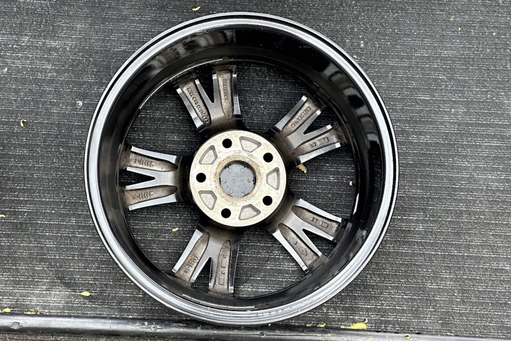 Диски R16 5/112 Skoda Octavia A5 A7 A8 Superb VW Golf 5/6/7 Caddy Touran Passat B7 B8 Audi Seat