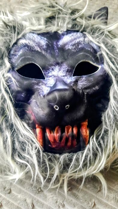 Карнавальна маска