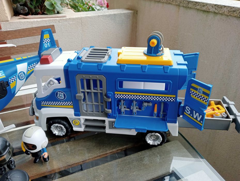 Helicóptero e camião Pinypon