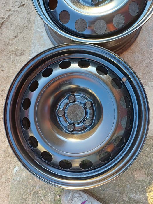 Oryginalne felgi 16" 5x100 et35 6J VW Polo 6R 6F T-Cross Ibiza Fabia