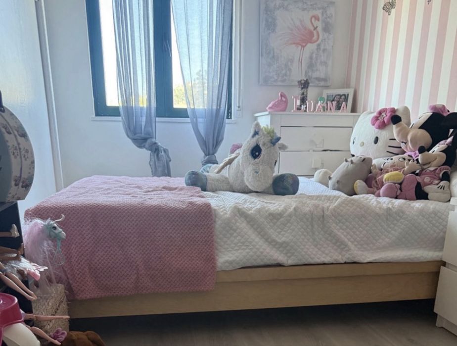Cama com colchao