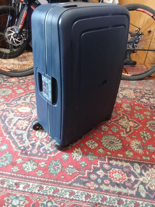 Samsonite оригинал (чемодан )