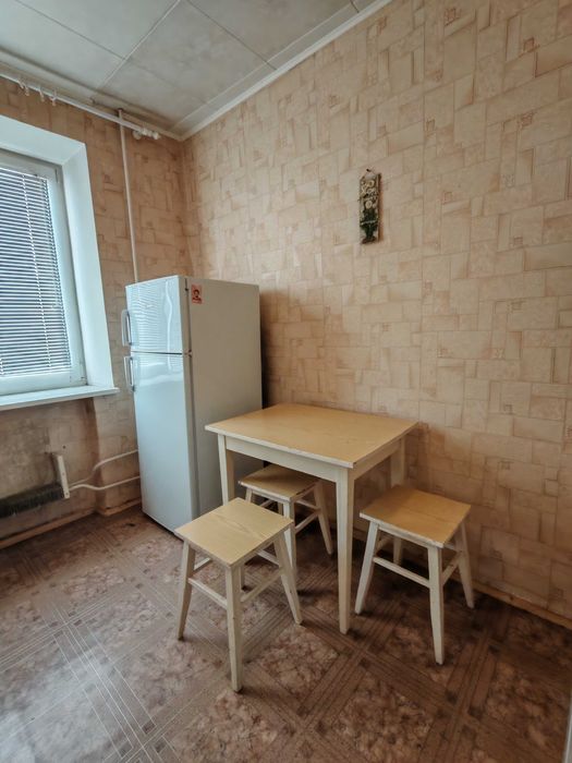 Эксклюзив! Продам 1 комн. кв. улучшенная планировка 39 м², кирпичный дом, мебель и техника