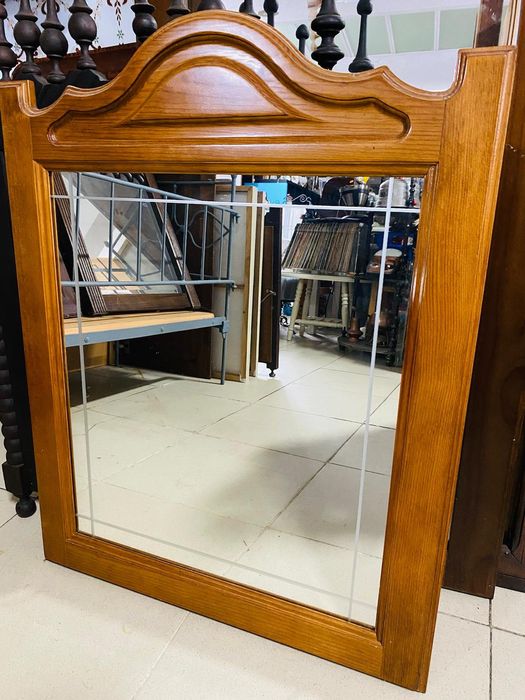 Grande variedade de espelhos