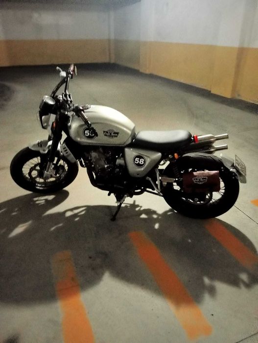 Mota 125 SMW Outlaw