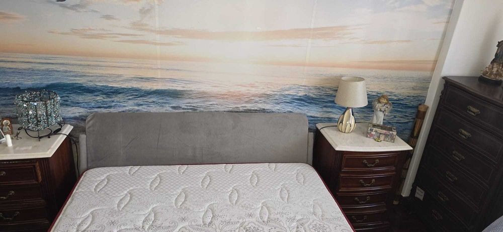 Cama Casal + Colchão 140x200 – Bom Estado – Conjunto Completo