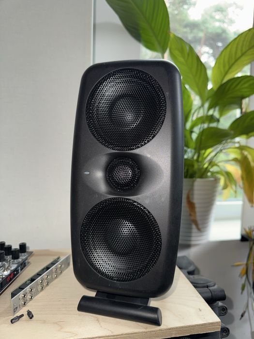Monitory odsłuchowe iLoud MTM MK1