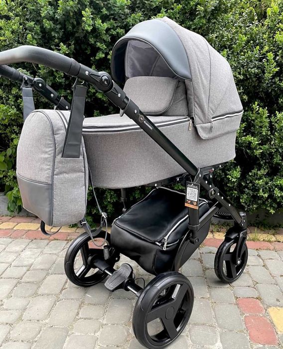 Коляска 2в1 Baby Pram Almondo (як нова)