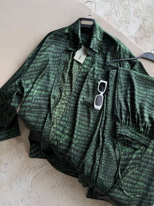 Костюм Balenciaga Баленсиага