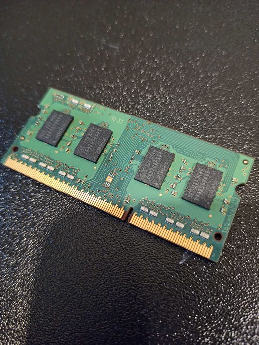 Pamięć RAM 2 GB Samsung SO-DIMM DDR3 1600MHz PC3-12800