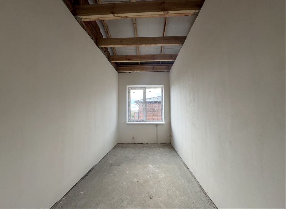 Прода таунхауса з центральними комунікаціями